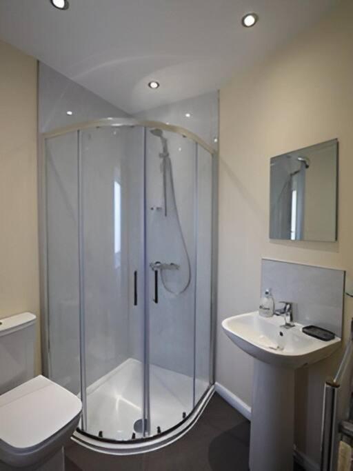Space For 9 With Riverside Views * York